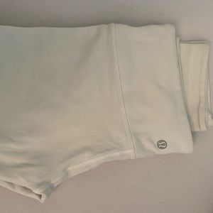 Lululemon white wunder under crops reversible 8